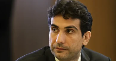 Pix deve permanecer sob gestão pública, diz Galípolo