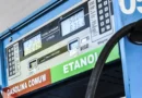 Petrobras reduz preço da gasolina em 4,9% a partir de terça-feira