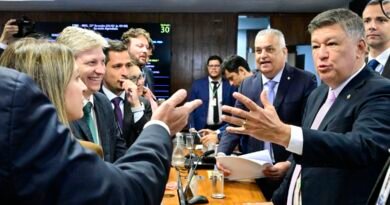 CPMI do INSS aprova quebra de sigilo de Lulinha e convoca André Moura