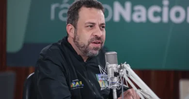 Acabar com a escala 6×1 é prioridade do governo, afirma Boulos