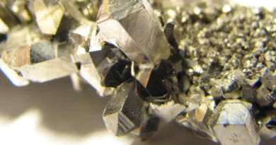 Brasil busca parceria com Europa para exploração de minerais críticos