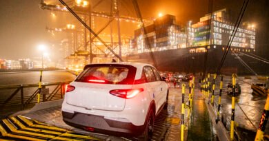 Porto de Paranaguá registra maior desembarque de veículos elétricos do Paraná