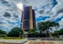 Juros pressionam a dívida mais que gastos públicos, dizem economistas