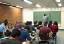 Metade dos professores formados em EAD tem desempenho insuficiente