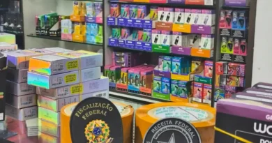 Anvisa e Receita Federal apreendem 25 mil cigarros eletrônicos