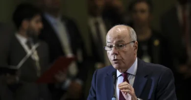 Argumentos dos EUA para impor tarifas “não são legítimos”, diz Vieira