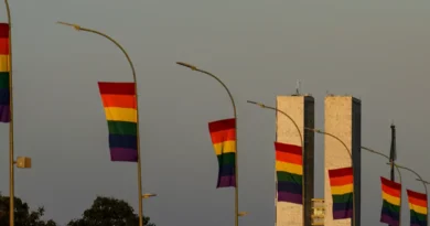 Candidaturas LGBT+ têm recorde em 2026 e se espalham por mais partidos