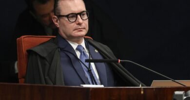 Dallagnol divulga sigilo fiscal de Zanin, que pede responsabilização
