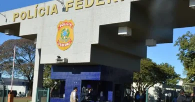 Delegados criticam afastamento de chefe da PF por decisão monocrática