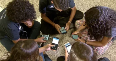 Pesquisa mostra que 82% são contra crianças de até 3 anos com celular
