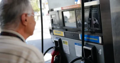 Governo prorroga por um mês subvenção de R$ 2,12 ao diesel