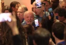Lula agradece votos e diz que teve de vencer intromissão vinda de fora