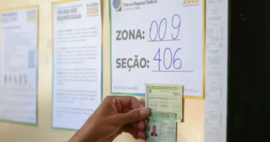 Eleitores relatam urnas fechadas e falta de transporte em Salvador